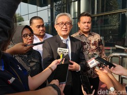 Video: Balas KPK, Kuasa Hukum Hasto Ajukan Diri Jadi Saksi Meringankan