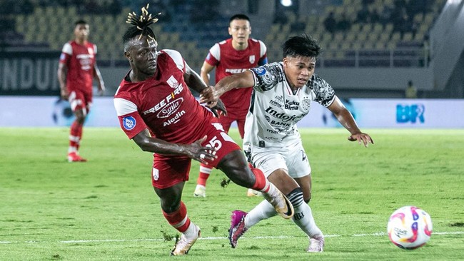 Persis Solo selamat dari kekalahan usai mencetak gol telat di masa injury time untuk menyamakan skor 2-2 lawan Bali United pada pekan ke-26 Liga 1 2024/2025.