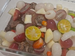 Resep Asinan Buah Praktis, Asam Pedas Menyegarkan