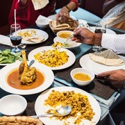 3 Jenis Makanan yang Perlu Dibatasi saat Makan Sahur dan Alasannya