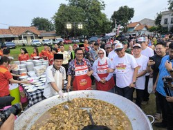 Luncurkan Warteg Gratis, Alfamart Salurkan 1.000 Porsi Makanan Berbuka
