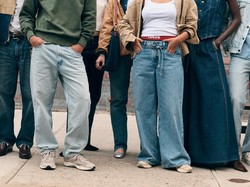 Kembalinya Tren Baggy Jeans ala Era 90-an