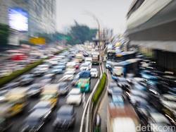 Video: Rutinitas Monster Day Para Pejuang Rupiah dari Daerah Penyangga