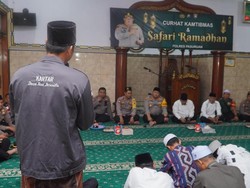 Kapolres Pasuruan Tampung Curhatan Warga Soal Maling hingga Siskamling