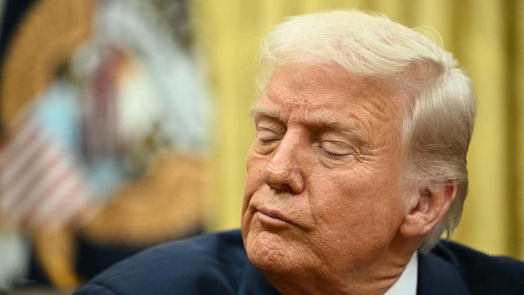 Trump Ngotot Punya Hak Ikut Pilih Pemimpin Iran Pengganti Khamenei