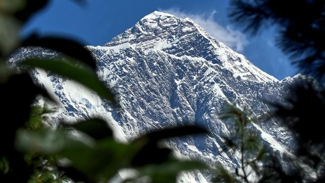 Ternyata Ini Alasan Ratusan Mayat Pendaki Dibiarkan di Gunung Everest