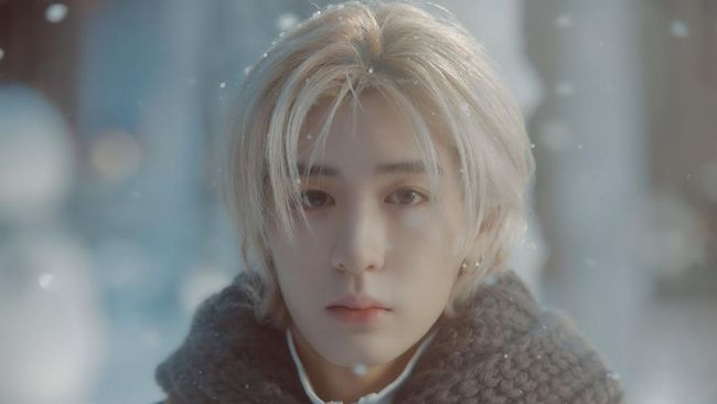 Leehan BOYNEXTDOOR Tuai Kritikan Usai Dituding Merokok Saat Masih di Bawah Umur