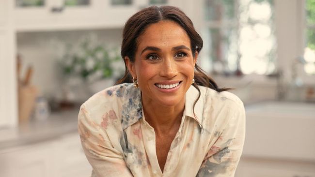 Meghan Markle sekaligus istri Pangeran Harry menyatakan kini namanya adalah Meghan Sussex.