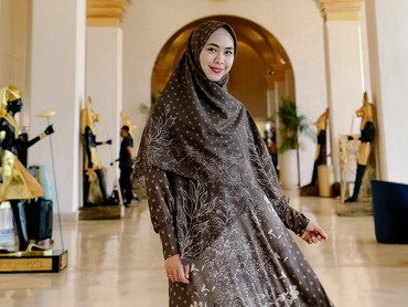 Setahun Menetap di Mesir, Oki Setiana Dewi Merasa Berbeda saat Kembali ke Indonesia