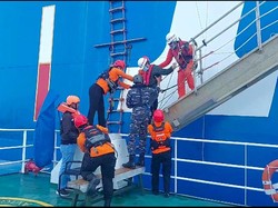 Sakit dalam Pelayaran Jepang-Singapura, ABK Kapal Tanker Dievakuasi ke Aceh