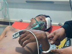 Patah Tulang Usai Tabrak Beberapa Kendaraan, Sopir Pikap Dipindah ke Sidoarjo