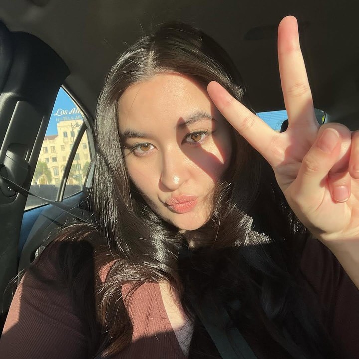 <p>Keputusan Stephanie Poetri untuk menetap di AS tampaknya bukan cuma karena urusan karier. Pada Mei 2024 lalu, pelantun lagu<em> Straight To You</em> ini mengumumkan pertunangannya dengan sang kekasih bule asal Amerika Serikat bernama Asher Novkov. (Foto: Instagram @stephaniepoetri)</p>
