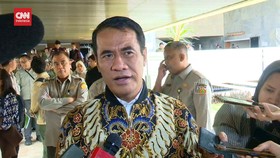 VIDEO: Mentan Amran Klaim Harga Jual Telur di Bawah HET