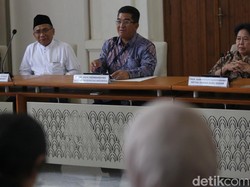 UI Sanksi Tunda Kenaikan Pangkat Promotor dan Kopromotor Disertasi Bahlil
