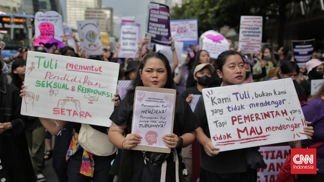 FOTO: Aksi Peringatan Hari Perempuan Sedunia