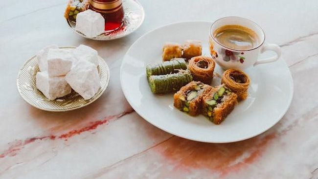 Beda dari Nastarnya Indonesia, Ini 5 Kue Lebaran Tradisional dari Berbagai Negara!