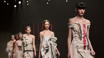 Transformasi Rambut: 7 Gaya 'Effortless' yang Memikat di Milan Fashion Week Fall 2025!