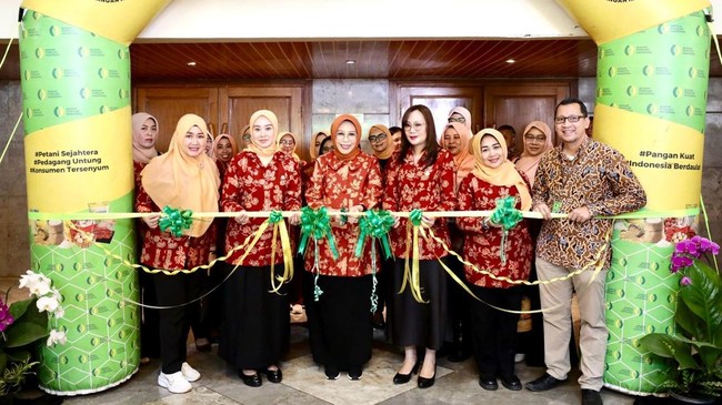 DWP Kemensos telah menggelar bazar sembako murah yang didukung oleh Badan Pangan Nasional (Bapanas) melalui program gerakan pangan murah.