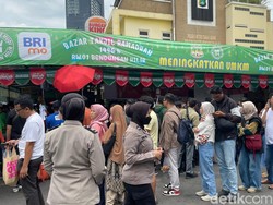 Cerita Peter dan Teman-teman Ikut War Takjil di Bendungan Hilir
