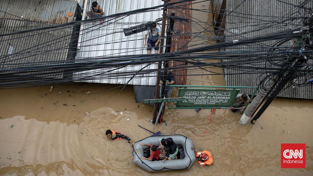 Banjir Jakarta Makin Meluas ke 34 RT, Cawang & Cililitan Paling Parah