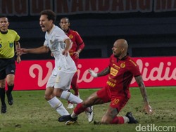 Hasil Liga 1: Main 9 Orang, Persija Disikat Arema 1-3
