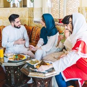 5 Cara Menolak Ajakan Bukber Tanpa Bikin Baper