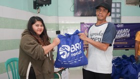 Perkuat Ketahanan Sosial, BRI Group Bagikan Paket Sembako Ramadan