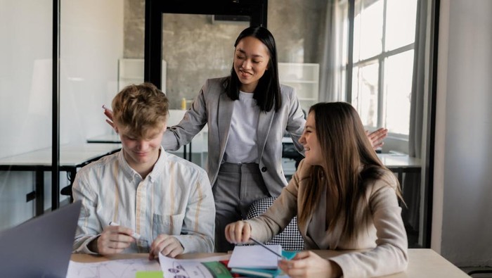 Ilustrasi pemimpin yang memotivasi/Foto: pexels.com/a-darmel