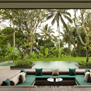 Menikmati Keindahan Alam Ubud dalam Suasana Mewah