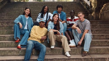 Celana Longgar Kembali Mengguncang Fashion! Levis Luncurkan Gaya Super Wide dan Super Baggy yang Wajib Dimiliki!