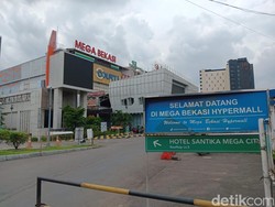 Masih Tutup, Begini Kondisi Mal Mega Bekasi Usai Kebanjiran