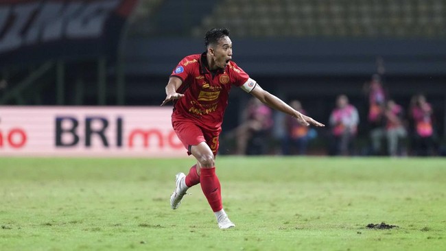 Pelatih Arema FC Jose Manuel Gomes memuji gol spektakuler kapten Persija Jakarta Rizky Ridho yang disebutnya membangunkan anak asuhnya.