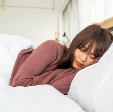 Benarkah Perempuan Butuh Waktu Tidur Lebih Lama dibanding Pria? Begini Penjelasannya