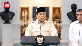 VIDEO: Prabowo Minta Gojek-Grab Beri Bonus Hari Raya untuk Ojol