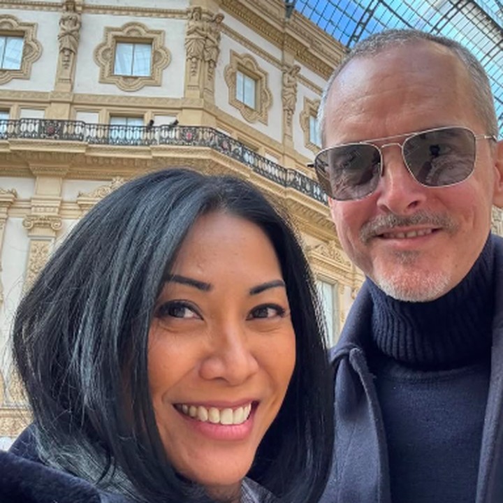 <p>Penyanyi cantik Anggun C Sasmi turut menjalankan ibadah puasa di Prancis, Bunda. Melalui laman Instagram-nya, Anggun pun membagikan momen kala memasak hidangan berbuka. (Foto: Instagram: @anggun_cipta)</p>