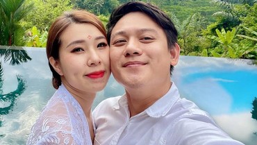 img-title Sudah Diungkap Ustaz Derry Sulaiman, Istri Bobon Santoso Tak Tahu Suami Mualaf
