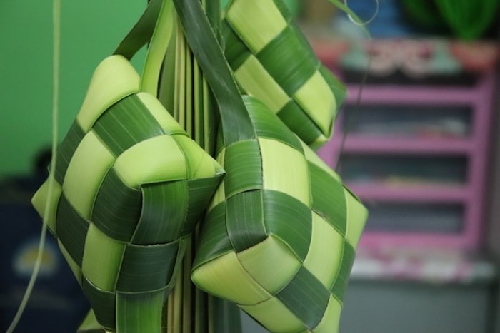 Ketupat sebagai Simbol Kesucian dan Pengampunan/Foto: Unsplash.com/Mufid Majnun