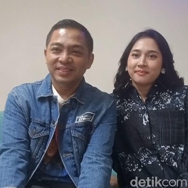 Nikmati Peran Jadi Ayah Baru, Ade Govinda Ikut Bergadang hingga Ganti Popok Anak