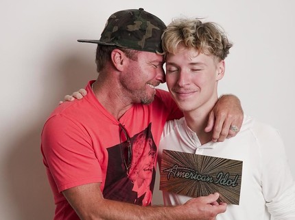 Bunda Milenial Mana Suaranya? Anak Brian 'Backstreet Boys' Lolos American Idol Nih