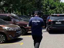Bareskrim Geledah Kantor PTPN I Surabaya Terkait Korupsi PG Asem Bagus