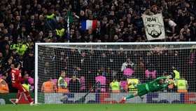 Donnarumma MOTM Liverpool vs PSG: Clean Sheet dan 2 Kali Blok Penalti