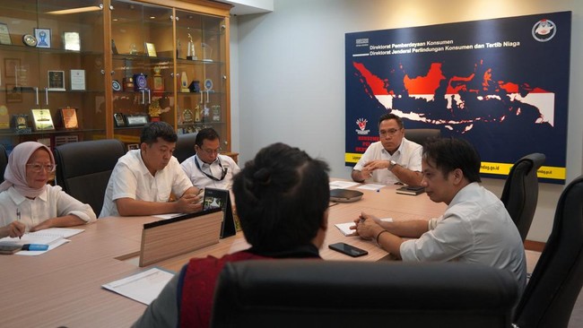 Kemendag memanggil PT ZPT untuk meminta klarifikasi terkait pengaduan konsumen yang belum menerima sepeda motor listrik ZPT meski mereka sudah membayarnya.