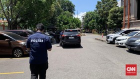 Geledah PTPN 11 Jam, Kortas Tipikor Polri Bawa 6 Boks Container