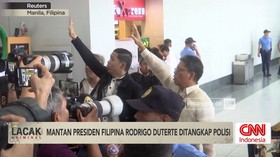 VIDEO: Mantan Presiden Filipina Rodrigo Duterte Ditangkap Polisi
