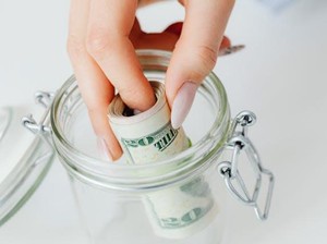 6 Tips untuk Tetap Bisa Menabung Meskipun Gaji Pas-pasan
