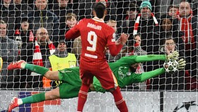 FOTO: Donnarumma Beraksi, Liverpool Merana, dan PSG Berseri
