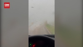 VIDEO: Penampakan Horror Tornado Terjang Florida Amerika Serikat