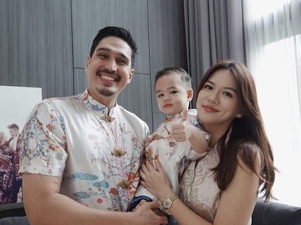 Jarang Tersorot, 7 Potret Archibald Anak Marcel Chandrawinata yang Menggemaskan