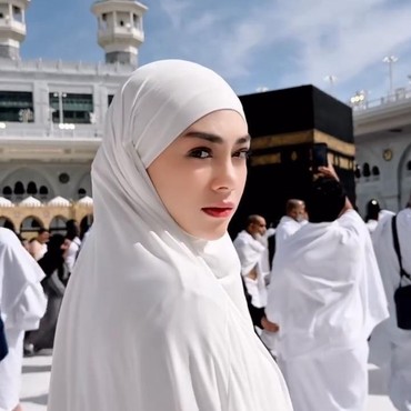 Celine Evangelista Klarifikasi soal Isu Jadi Istri ke-5 hingga soal Mualaf