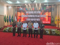 Gubernur Banten-Kapolda Koordinasi Cegah Macet Horor di Merak Saat Mudik